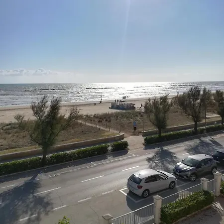 Mameli Apartment *